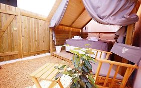 Lemon Tree Urban Camping